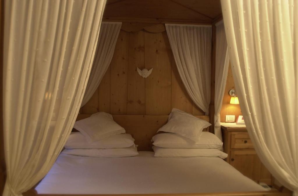 סנטה קתרינה ואלפורבה Hotel Baita Fiorita חדר תמונה